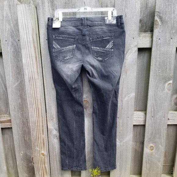 Distressed Black Jade Jeans Embroidered 13 /14 - Picture 10 of 12